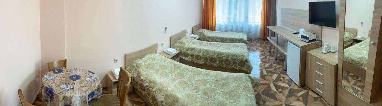 Apart Hotel Central Razgrad Bagian luar foto