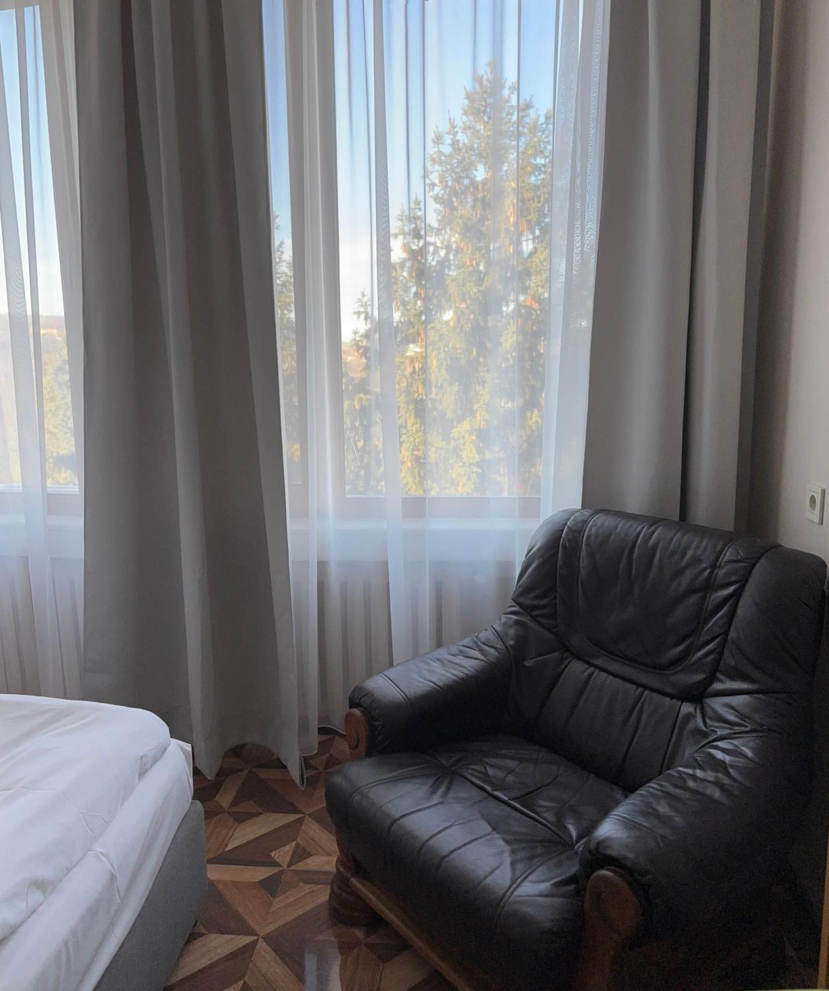 Apart Hotel Central Razgrad Bagian luar foto